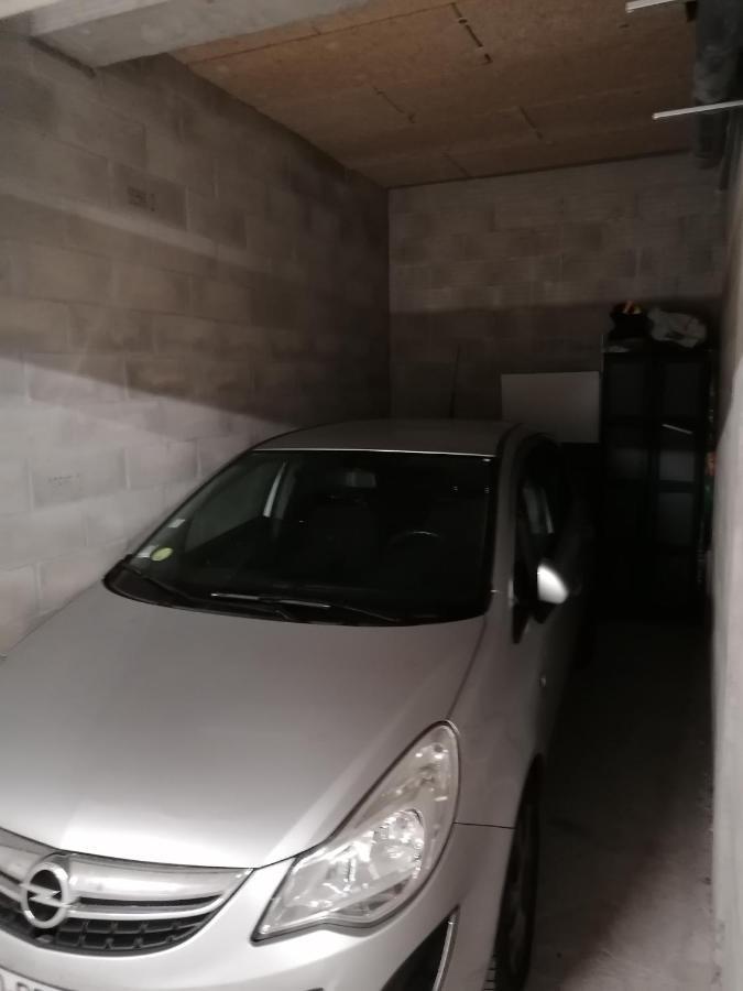 City Vibes, Indoor Parking, Breakfast & Air Conditioning Ница Екстериор снимка